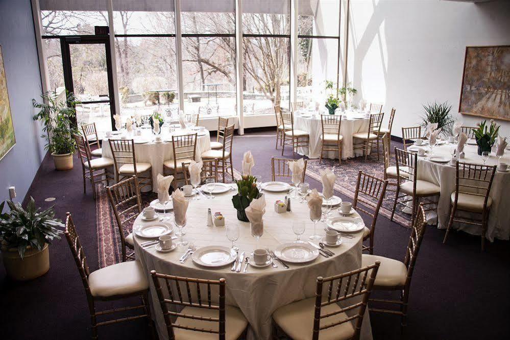 The Villanova Conference Center Radnor Bagian luar foto
